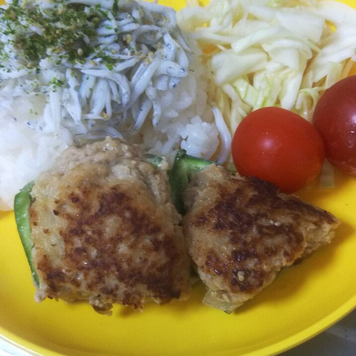 幼児食ピーマン肉詰め